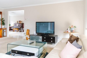 Point Cook Spacious Maison